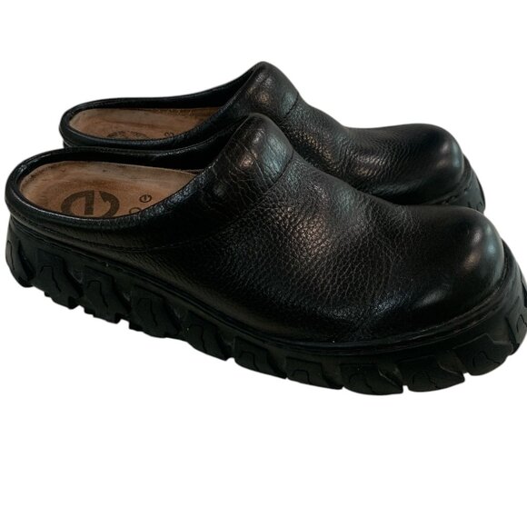 Native Deep E of the Rain Forest Mules TIRE Sole US 10.5 / EU 43 - Picture 2 of 8